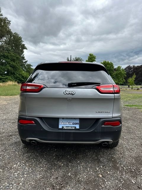 Used 2014 Jeep Cherokee Limited w/ Technology Group FWD image 8