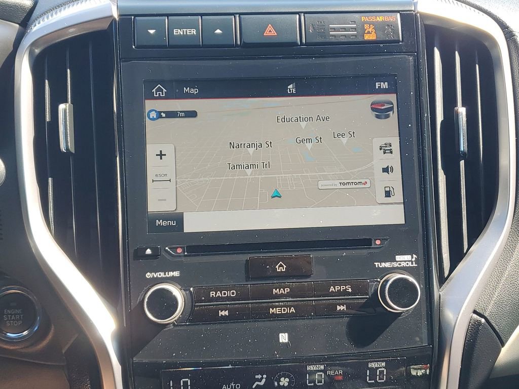 Used 2022 Subaru Ascent Limited w/ Technology Package image 32