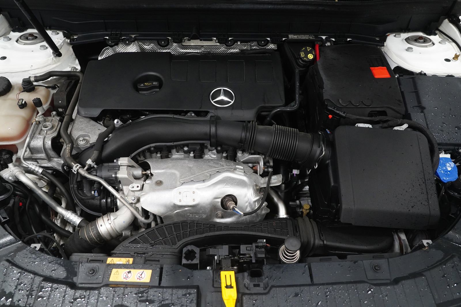 Certified 2021 Mercedes-Benz GLB 250 4MATIC image 32
