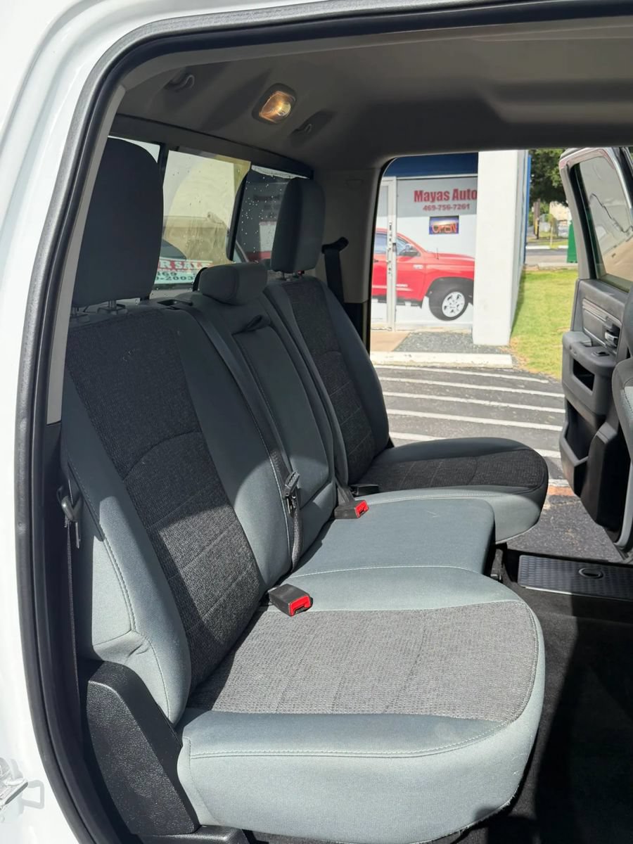 Used 2017 RAM 1500 Big Horn RWD image 11