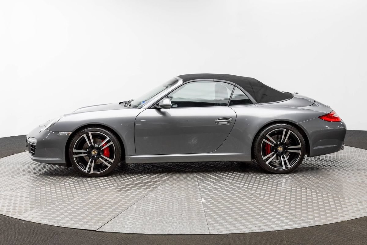 Used 2011 Porsche 911 Carrera S RWD image 9