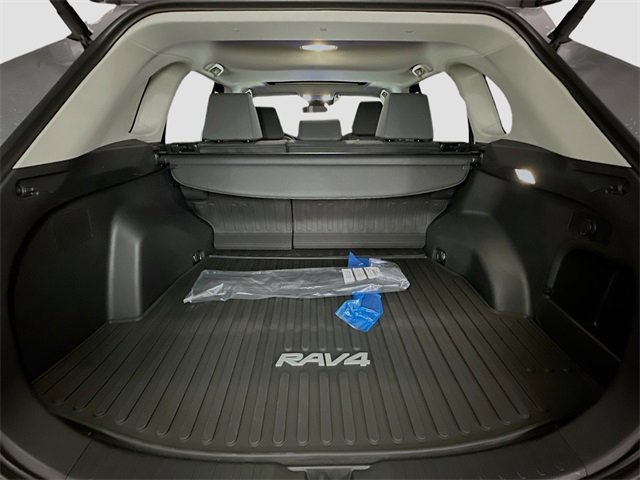 New 2025 Toyota RAV4 XLE image 30