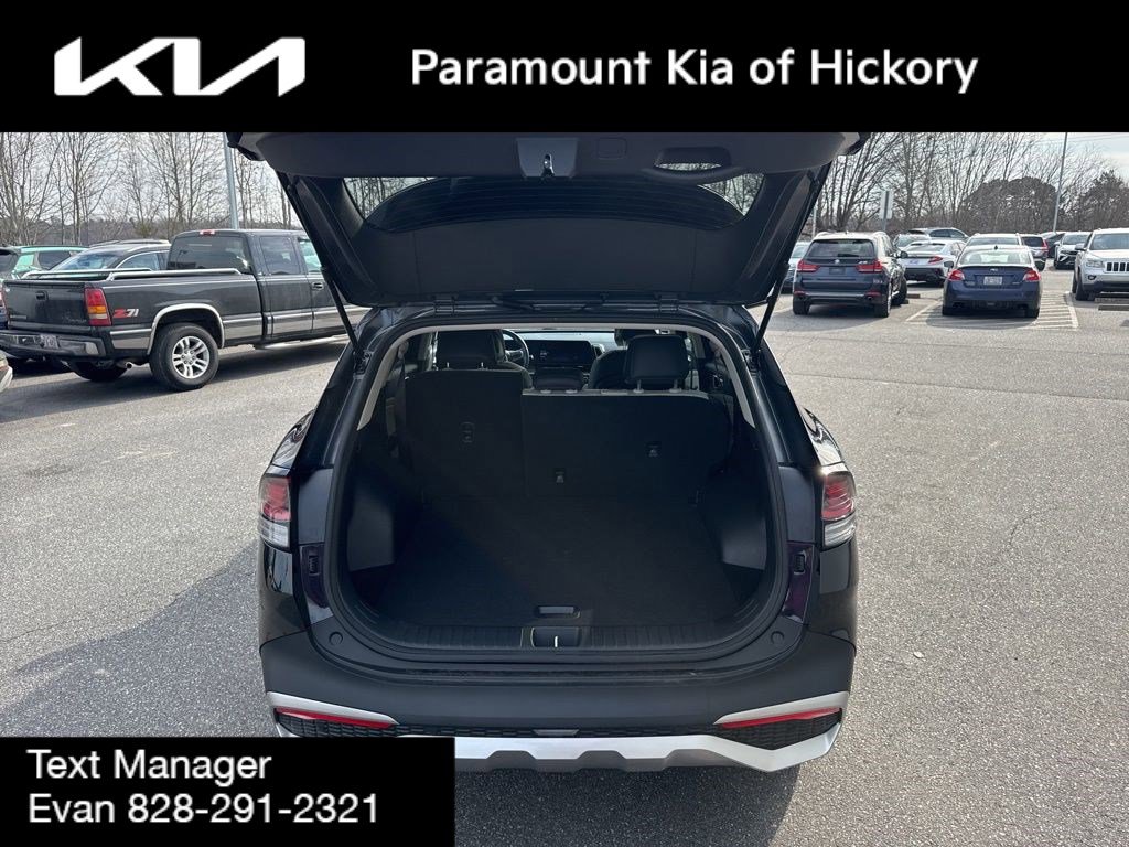 Used 2023 Kia Sportage EX image 10