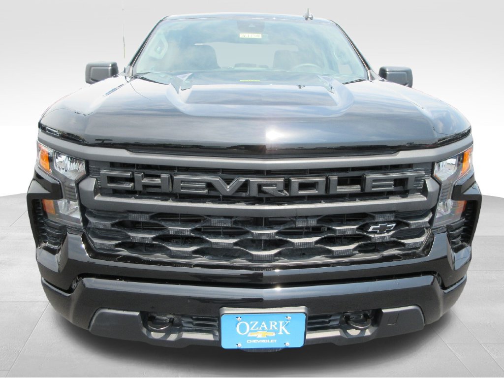New 2026 Chevrolet Silverado 1500 Custom w/ Turbomax Blackout Package AWD/4WD image 9