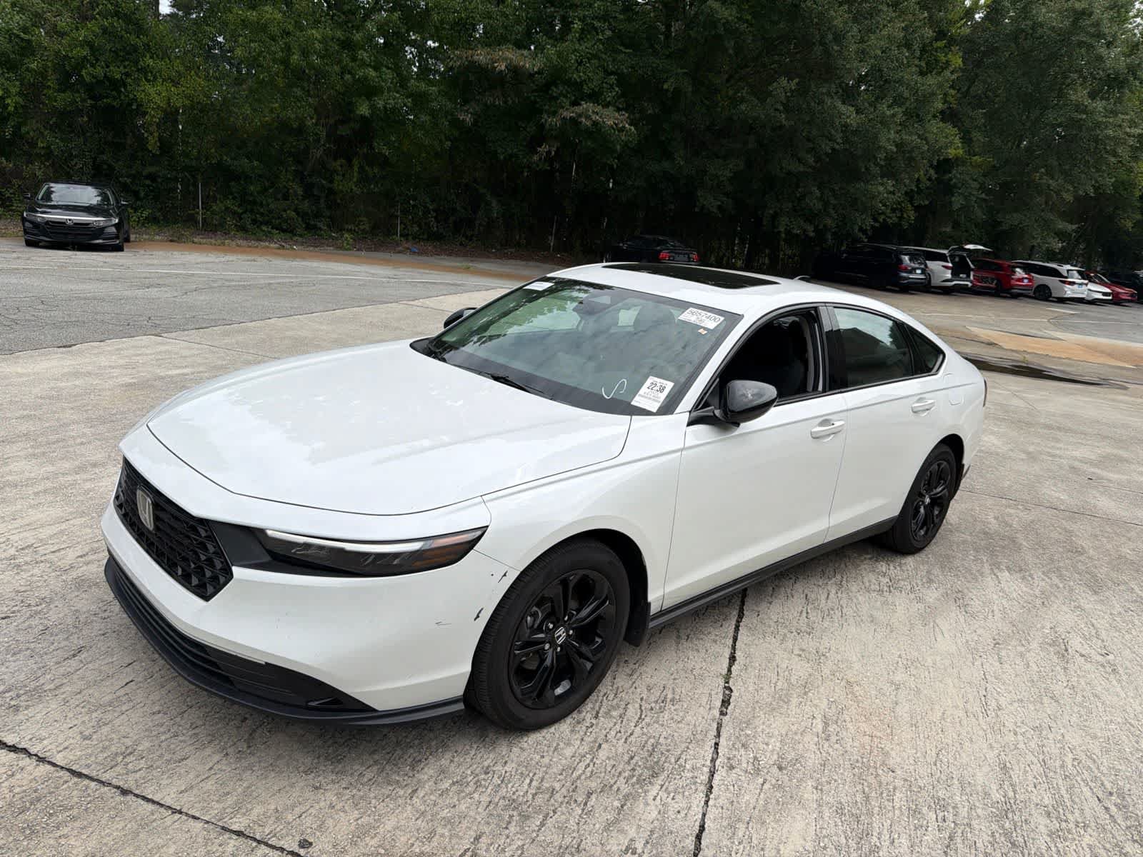 Certified 2025 Honda Accord SE image 5