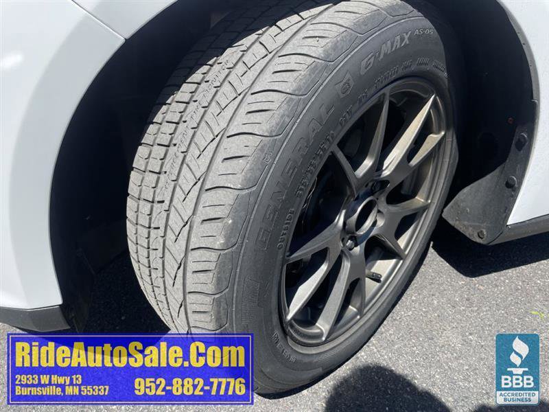 Used 2014 Ford Focus SE w/ SE Winter Package FWD image 24