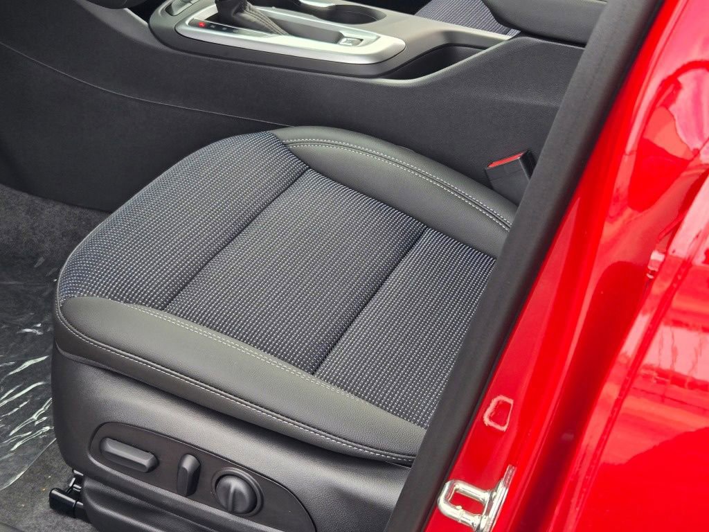 New 2026 Buick Envista Sport Touring w/ Convenience I Package FWD image 8