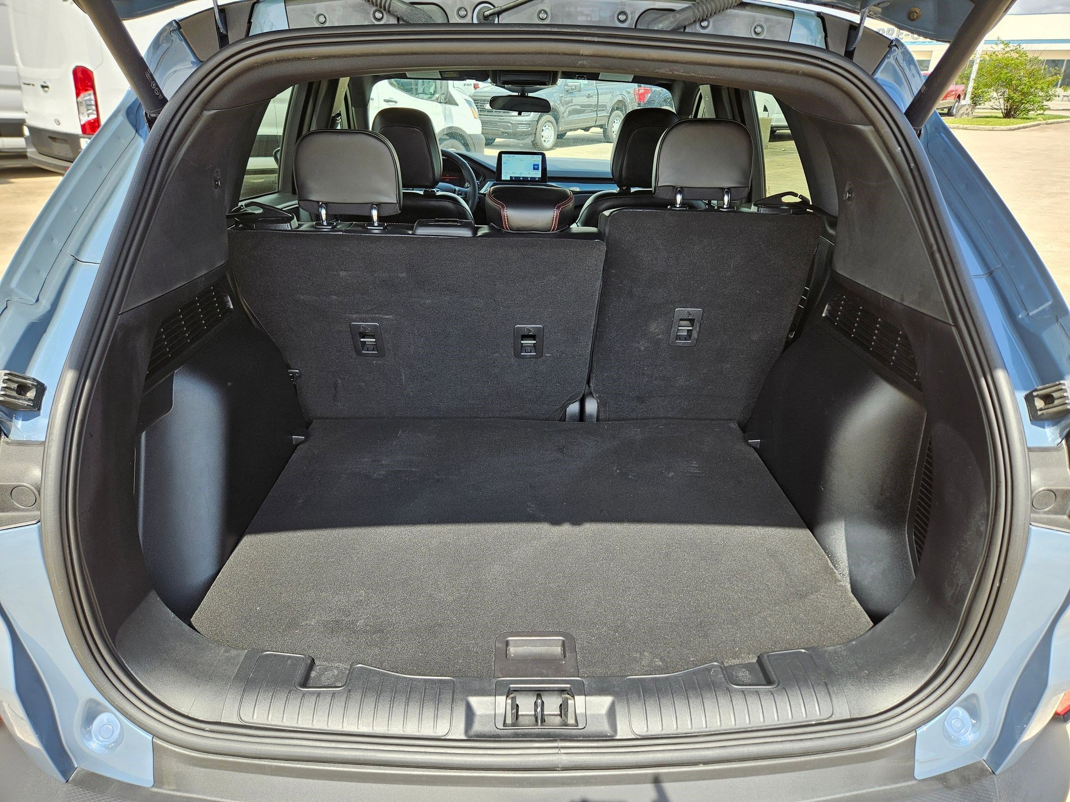 Used 2025 Ford Escape ST-Line w/ Equipment Group 301A image 29