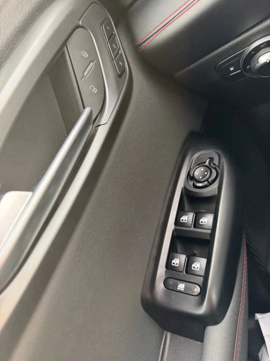 Used 2024 Dodge Hornet R/T AWD/4WD image 23