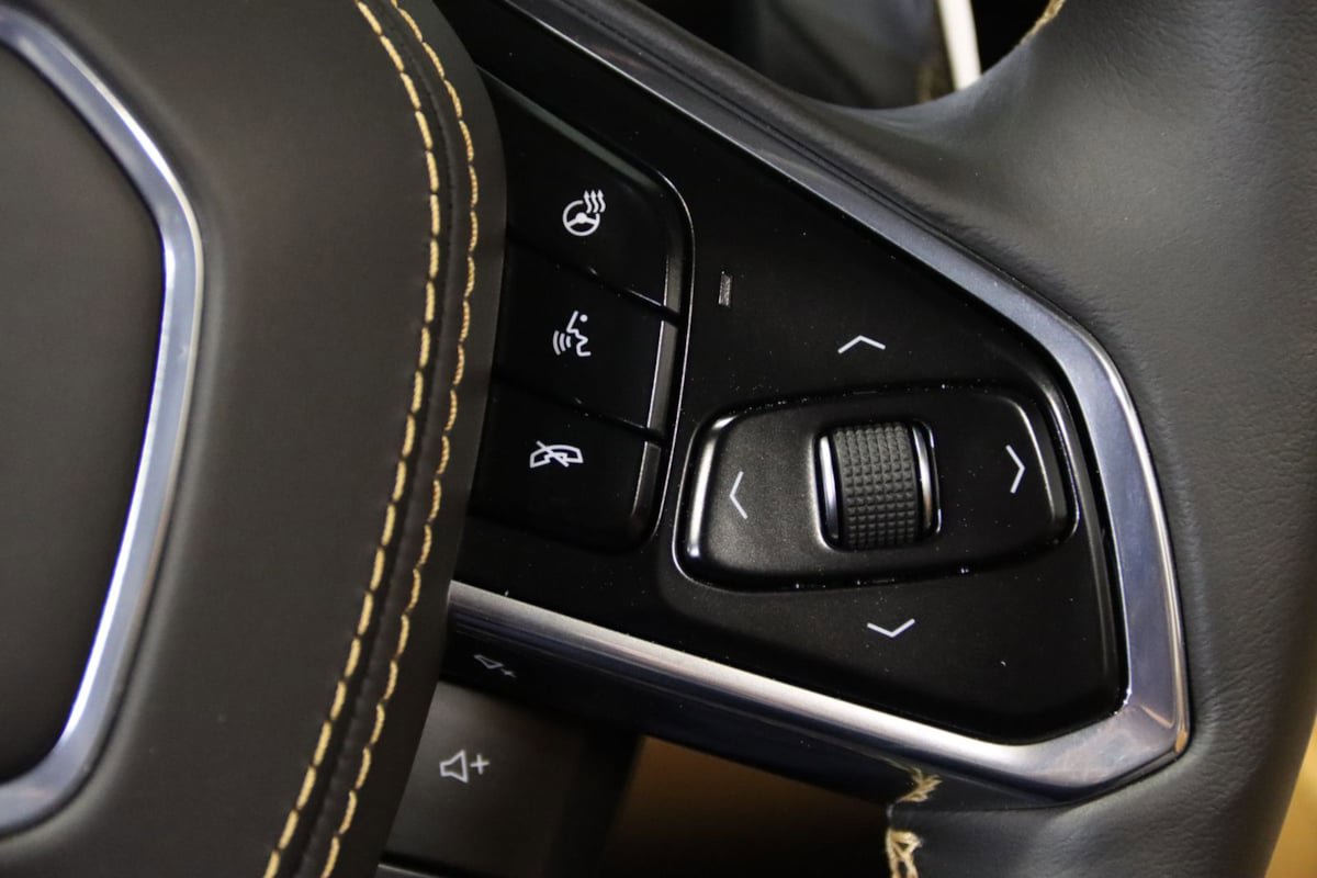 Used 2024 Chevrolet Corvette Stingray Premium Conv w/ Stealth Interior Trim Package image 20