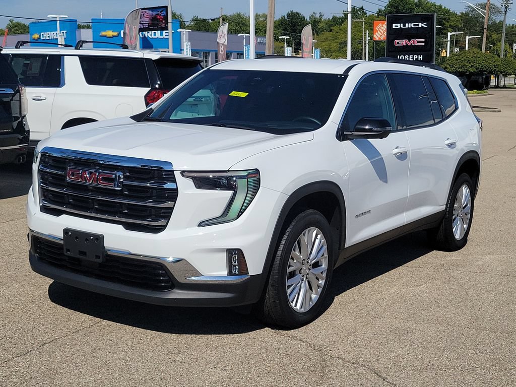 Used 2026 GMC Acadia Elevation w/ Elevation Premium Package FWD image 2