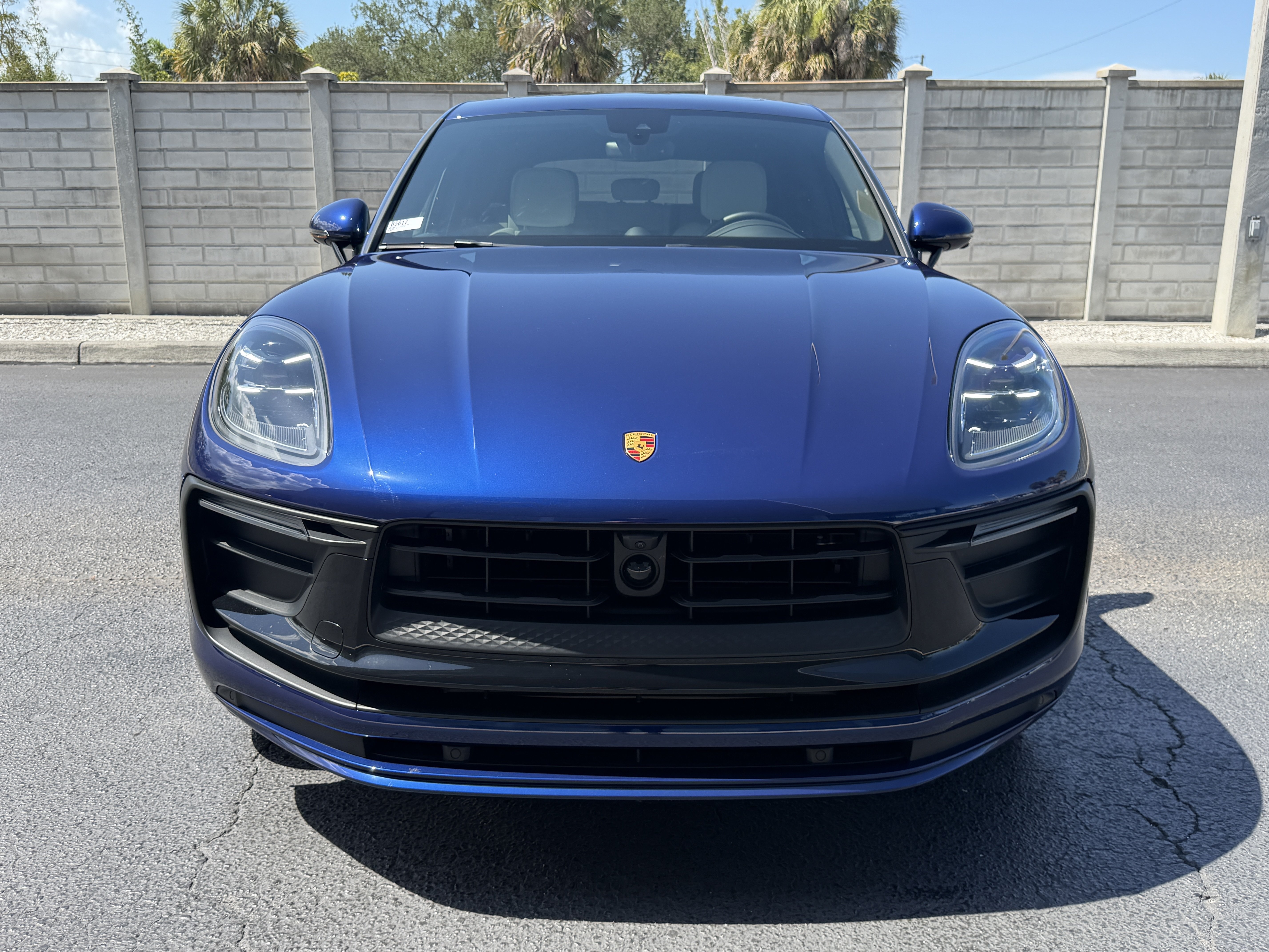 Certified 2023 Porsche Macan AWD/4WD image 12