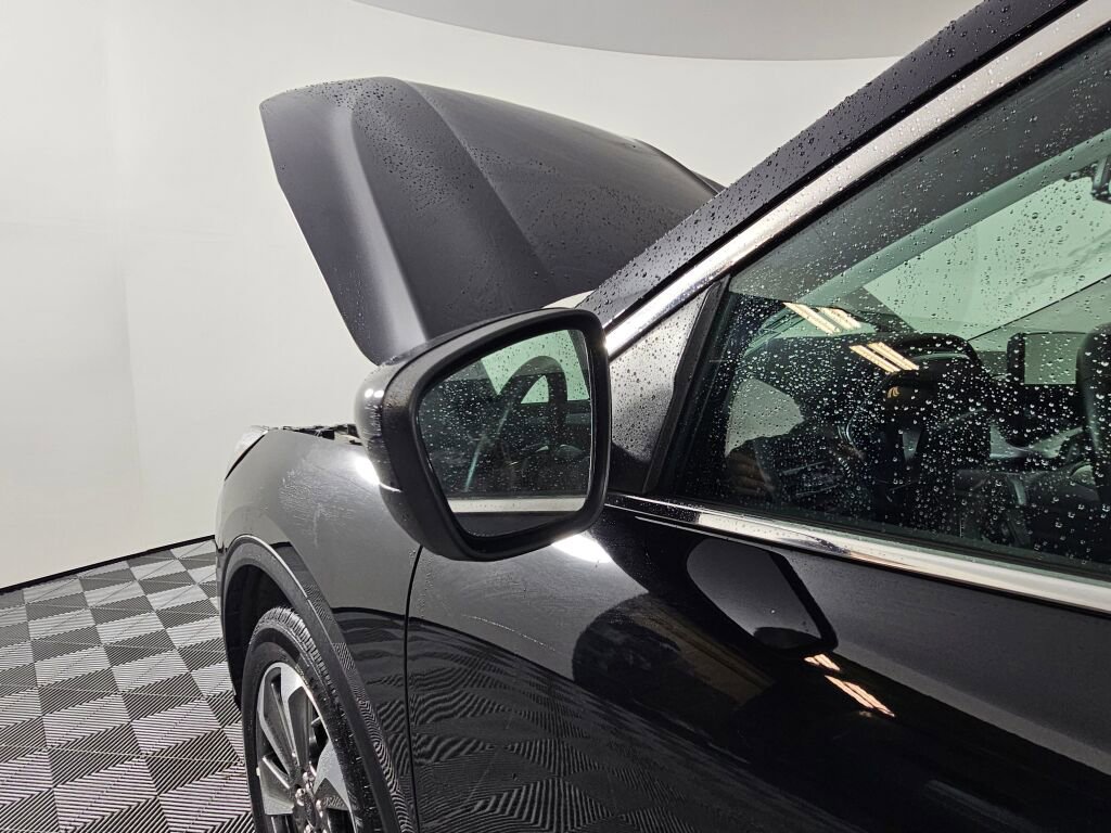 Used 2024 Ford Escape Platinum image 12