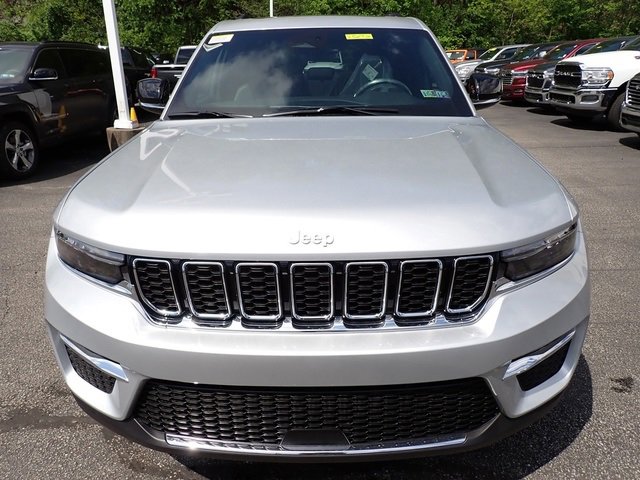 New 2025 Jeep Grand Cherokee Limited image 10