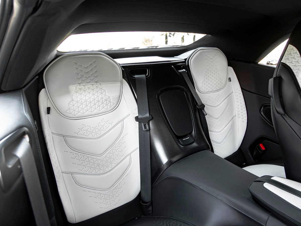 Used 2023 Aston Martin DBS Superleggera Volante RWD image 21