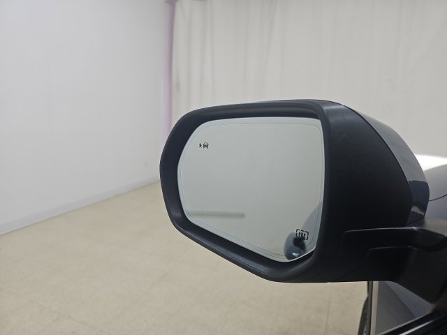 Used 2025 Buick Enclave Preferred image 29