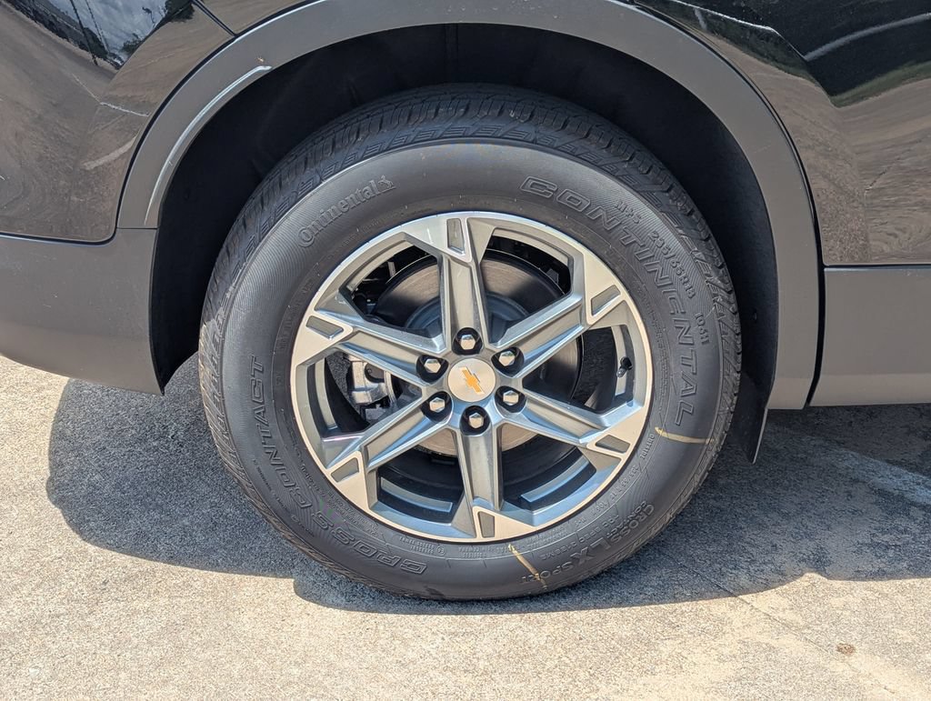 New 2026 Chevrolet Blazer LT w/ LPO, Floor Liner Package FWD image 3