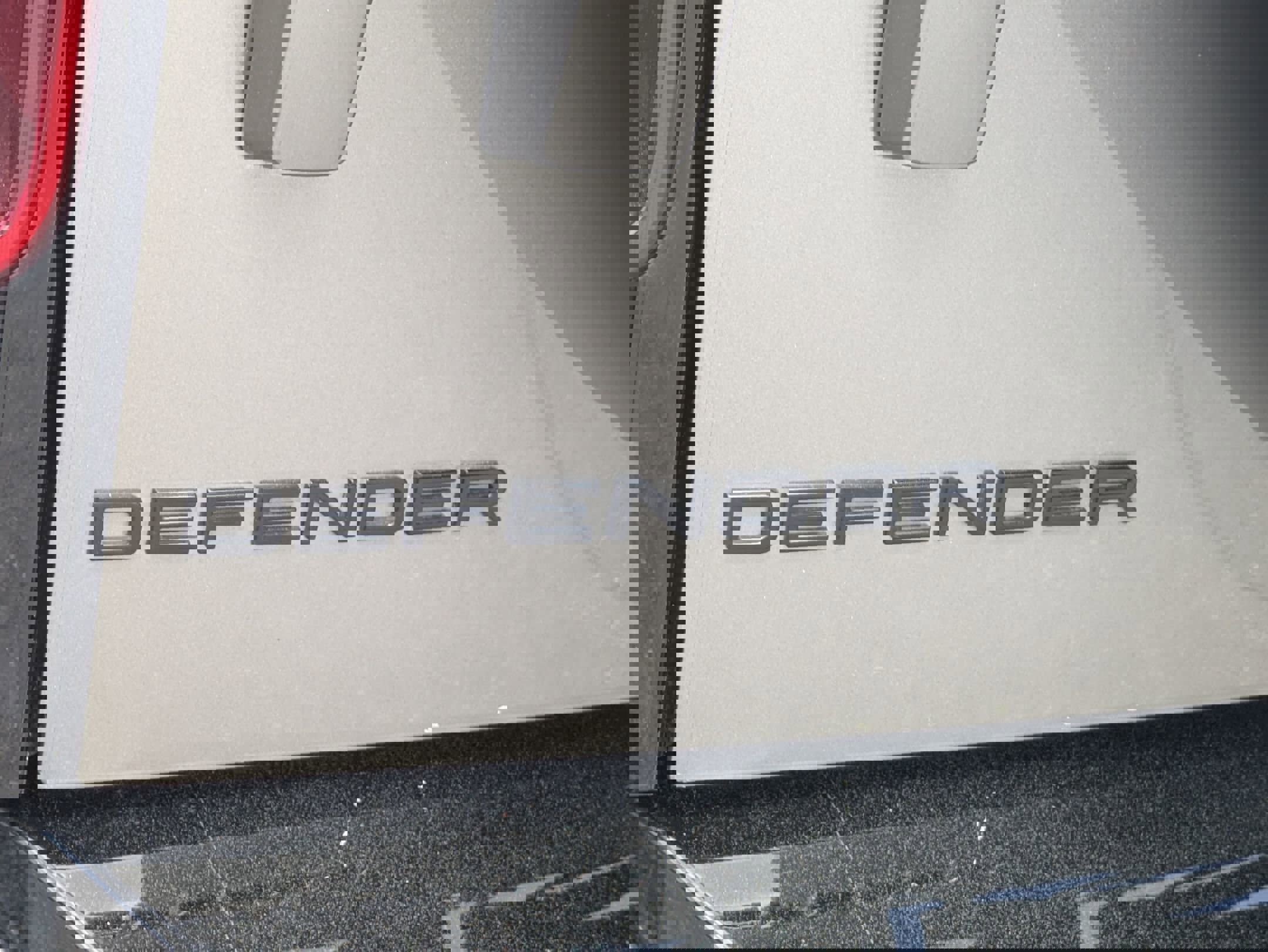 Certified 2024 Land Rover Defender 110 X-Dynamic SE image 34