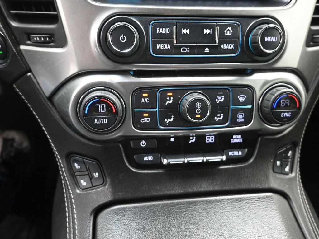 Used 2018 Chevrolet Suburban Premier image 9