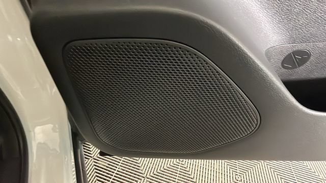 Used 2022 Nissan Rogue S FWD image 32