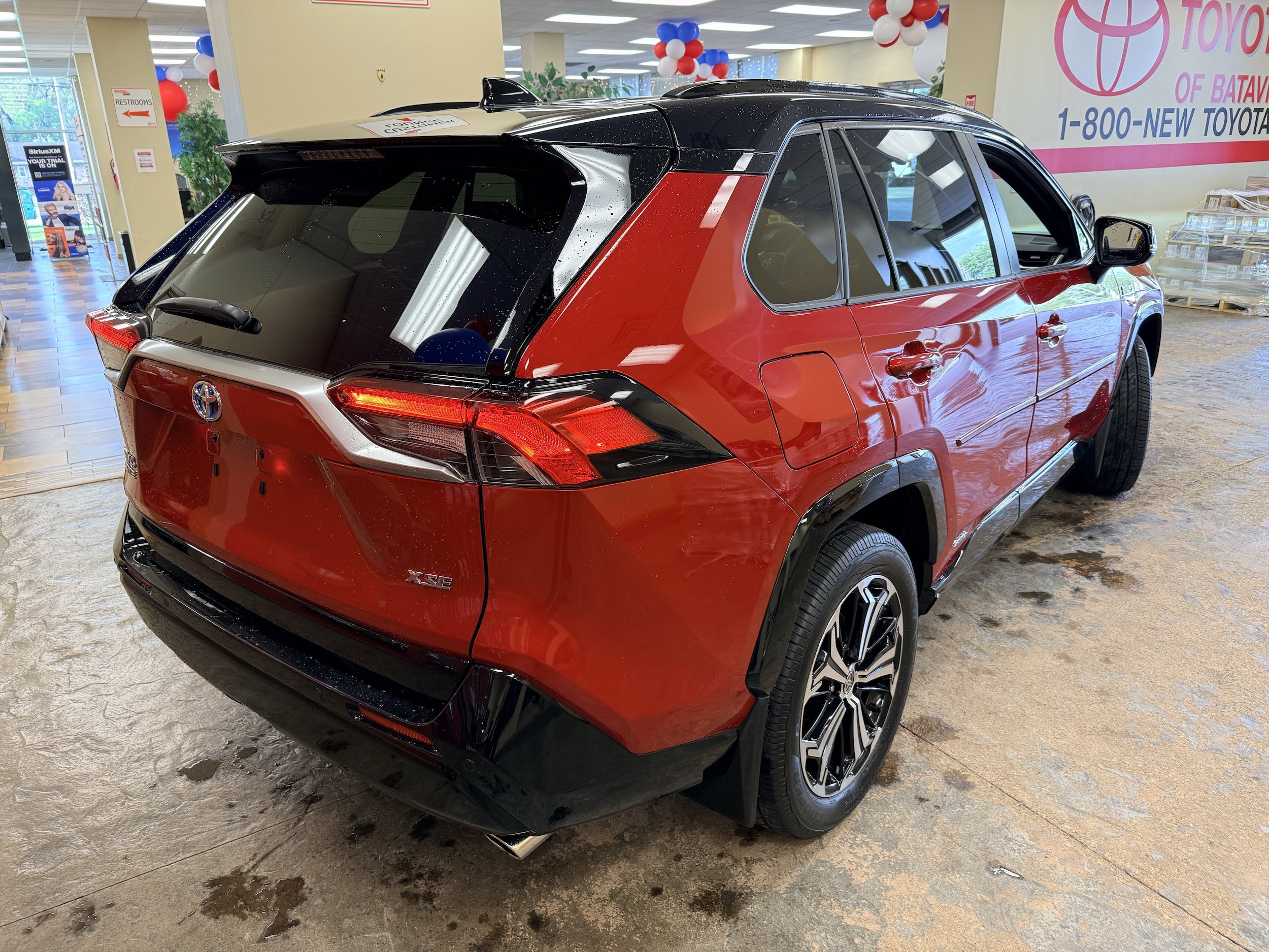 Used 2022 Toyota RAV4 XSE w/ Premium Package AWD/4WD image 15