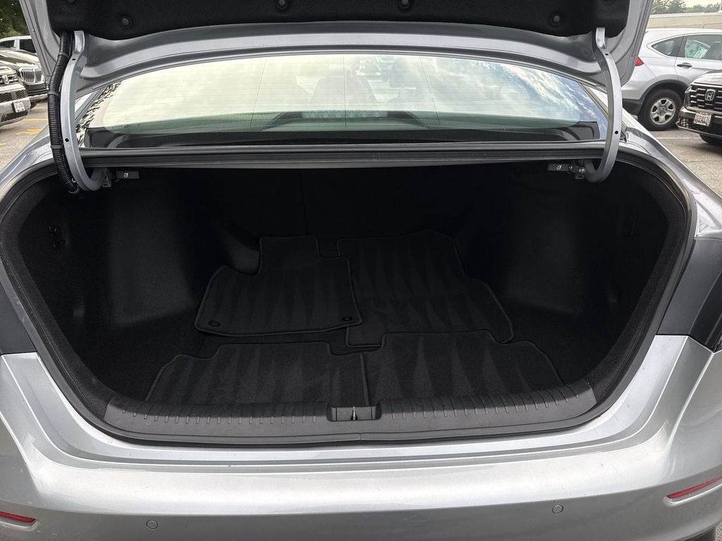 Used 2023 Honda Accord EX-L image 19