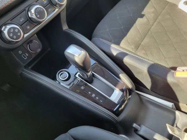 Used 2019 Nissan Kicks S image 20