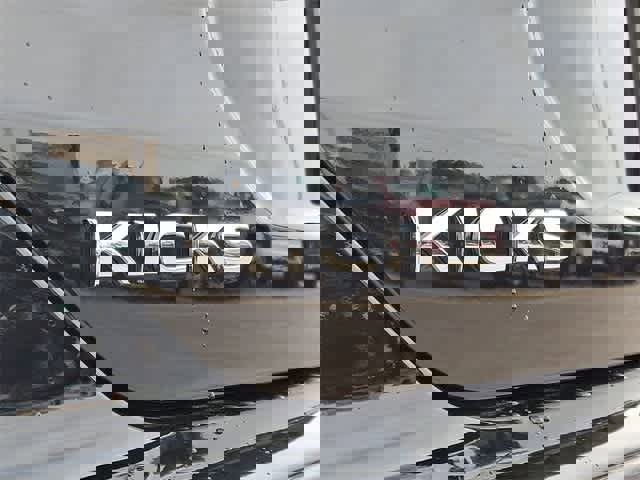 Used 2024 Nissan Kicks SV image 35