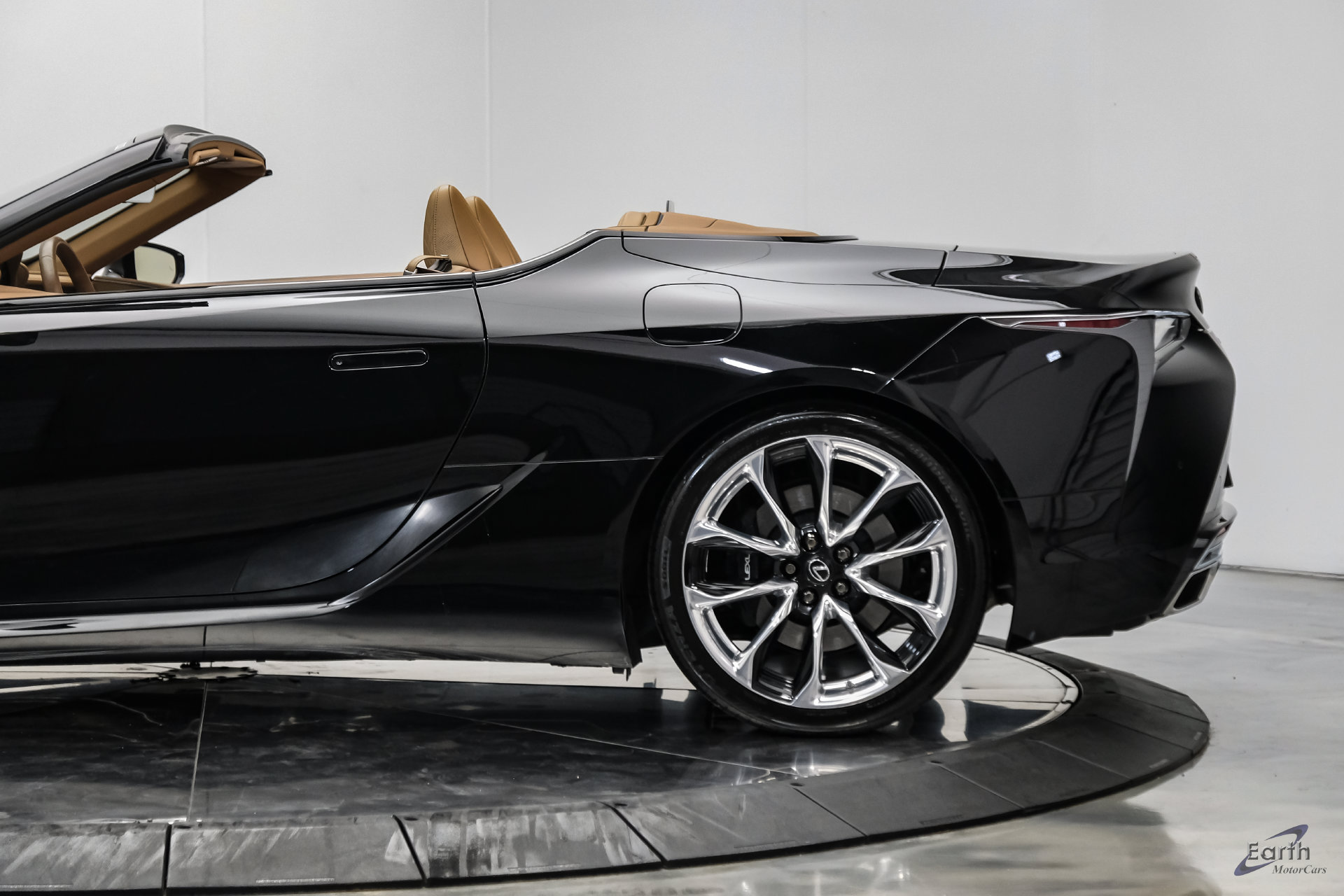 Used 2021 Lexus LC 500 Convertible w/ Touring Package RWD image 12