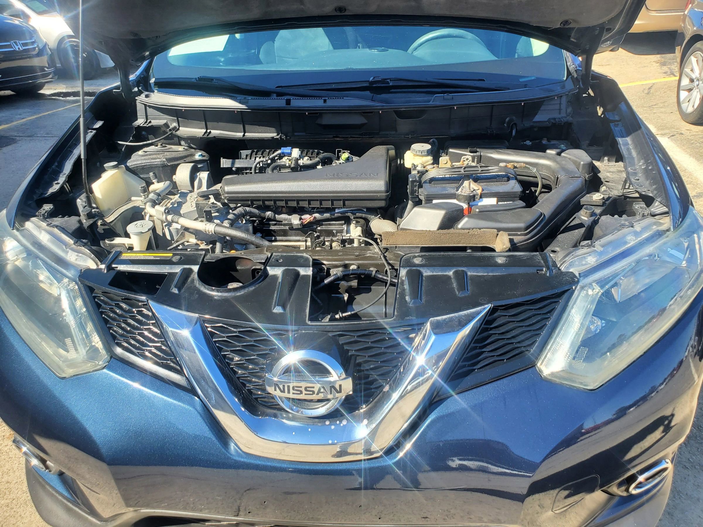 Used 2016 Nissan Rogue SV w/ SV Premium Package image 43