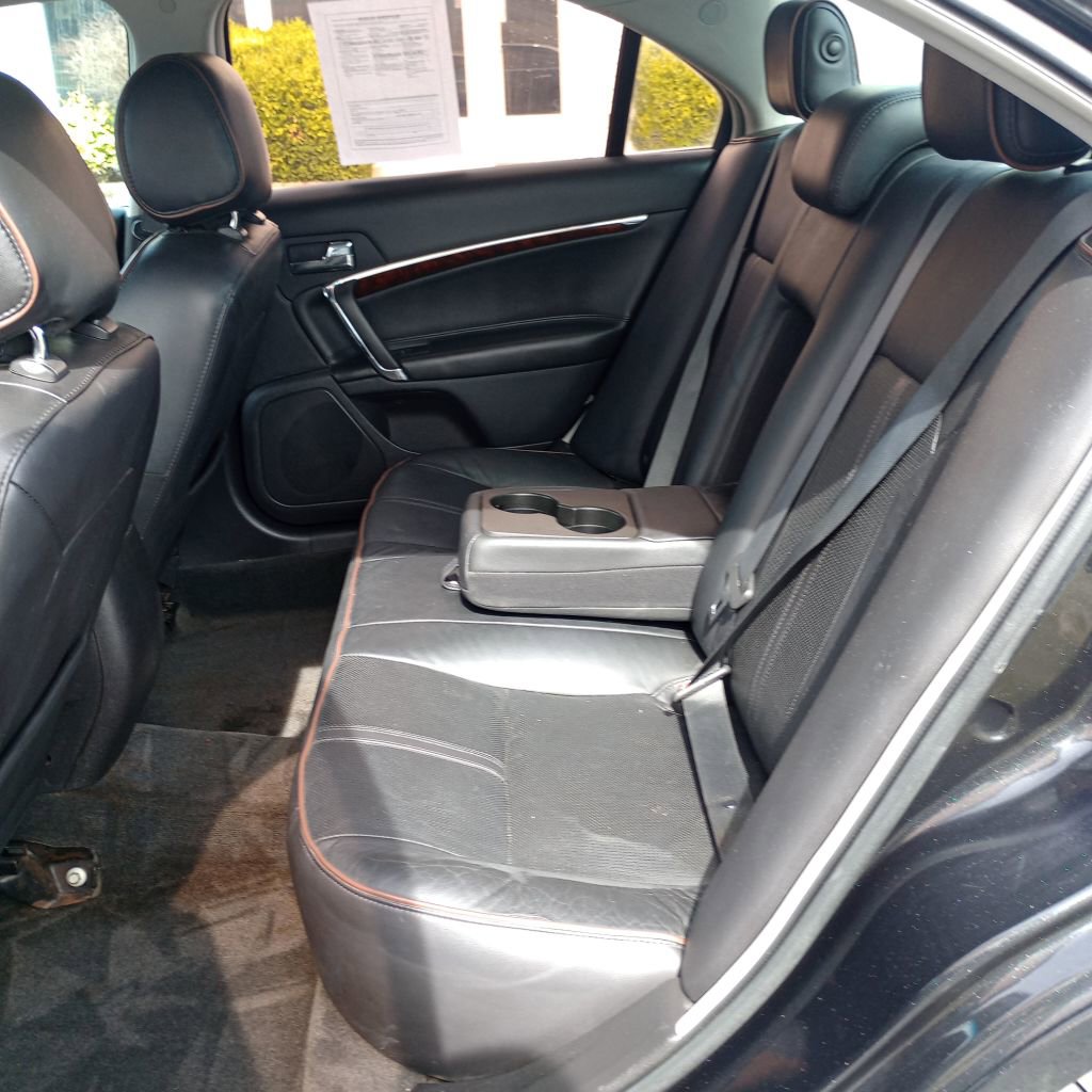 Used 2012 Lincoln MKZ image 17