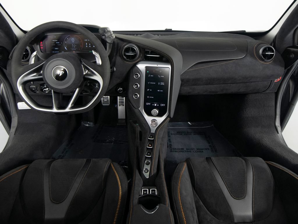 Used 2024 McLaren 750S Spider RWD image 32