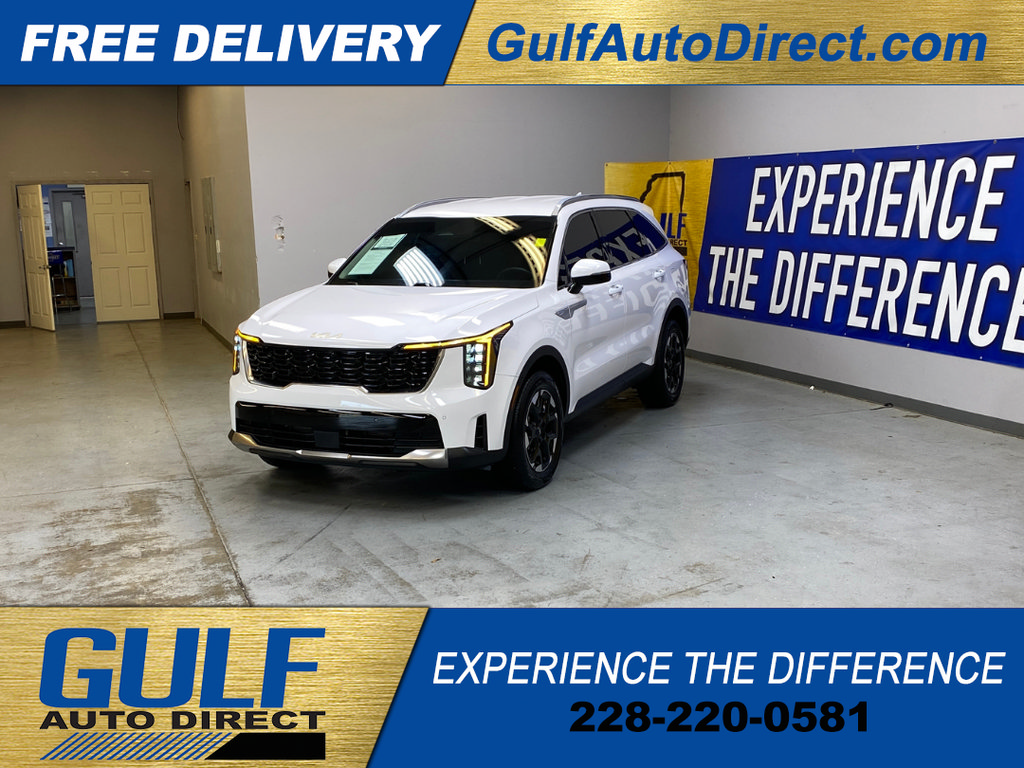 Used 2025 Kia Sorento S AWD/4WD image 4
