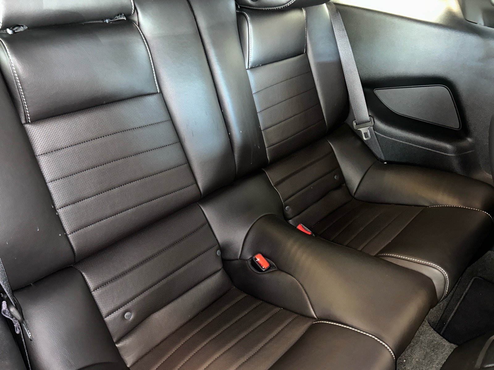 Used 2014 Ford Mustang GT Premium RWD image 14