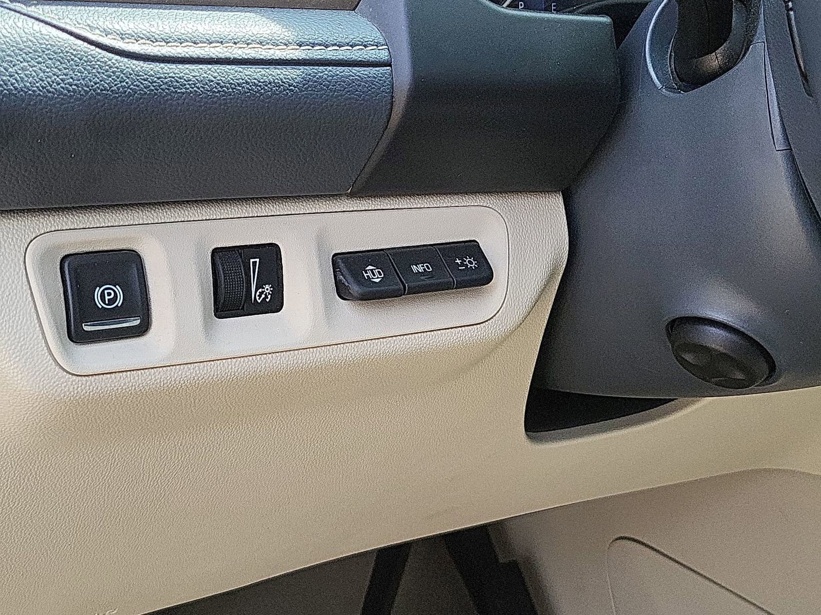 Certified 2023 GMC Acadia Denali image 18