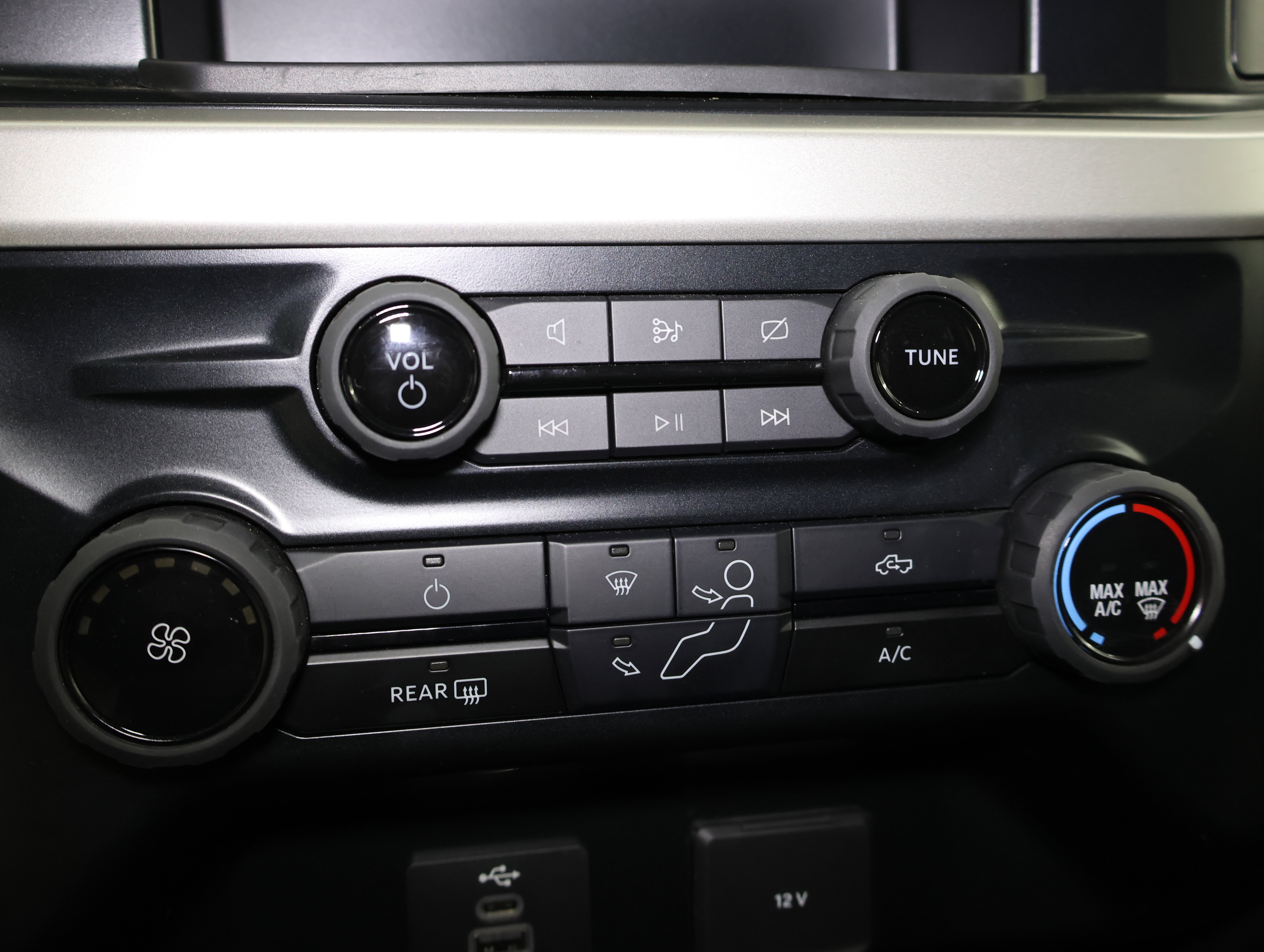 Used 2023 Ford F350 XLT w/ 360-Degree Camera Package image 51