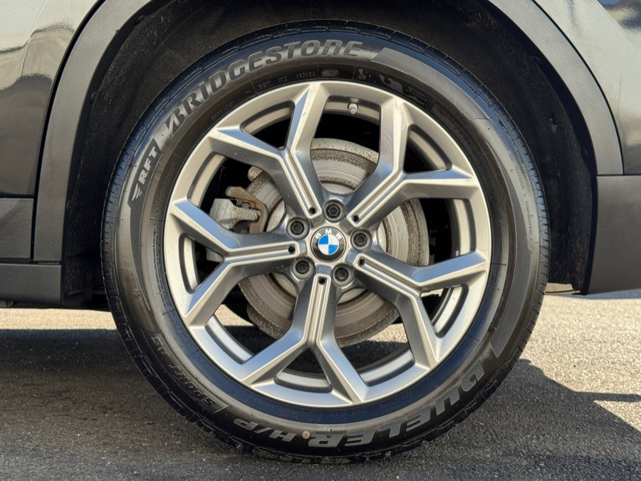 Used 2020 BMW X4 xDrive30i w/ Executive Package image 16