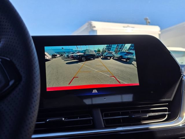 New 2026 Chevrolet Trax RS w/ Sunroof Package FWD image 28