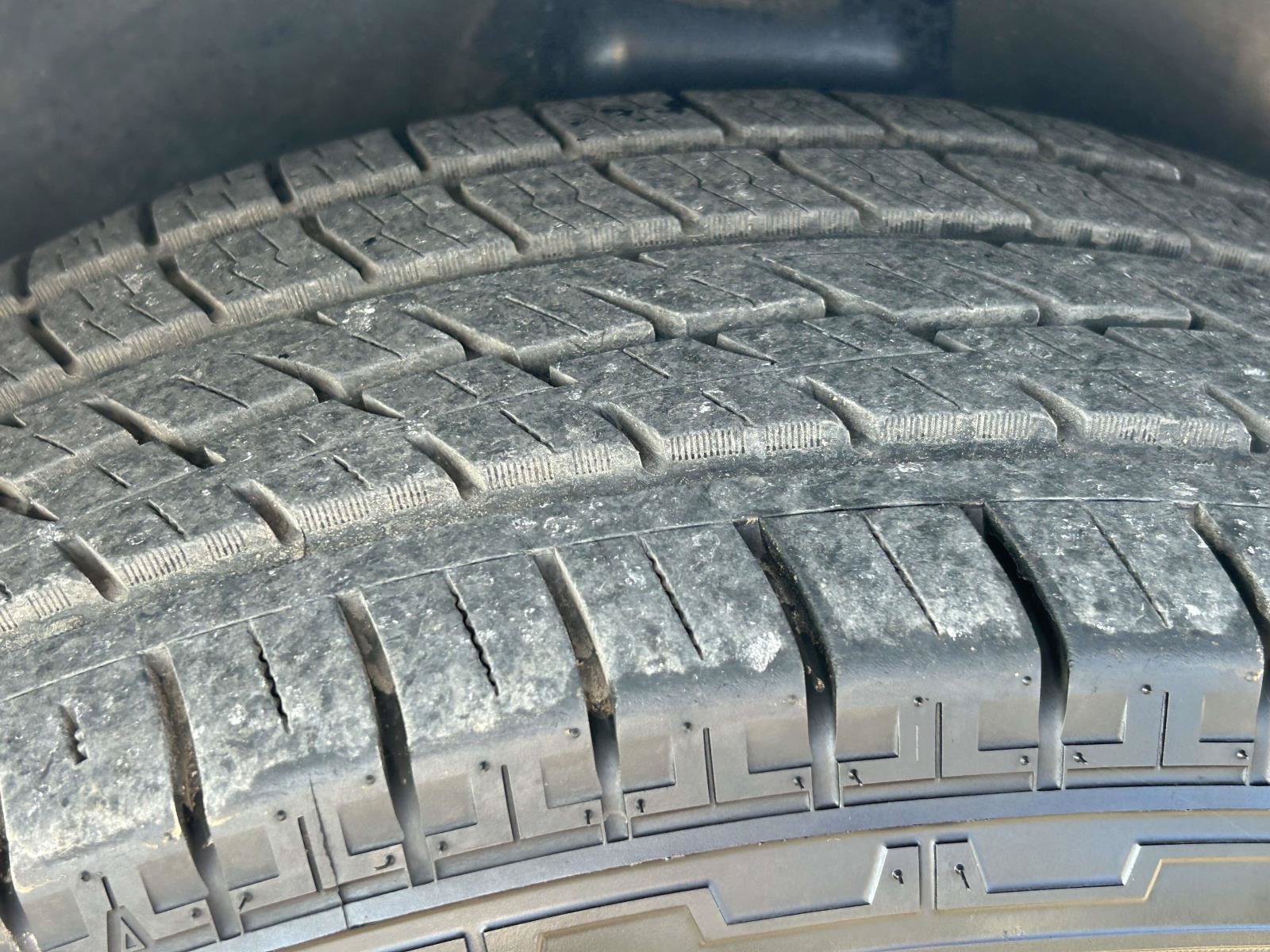 Used 2015 RAM 1500 Limited AWD/4WD image 10