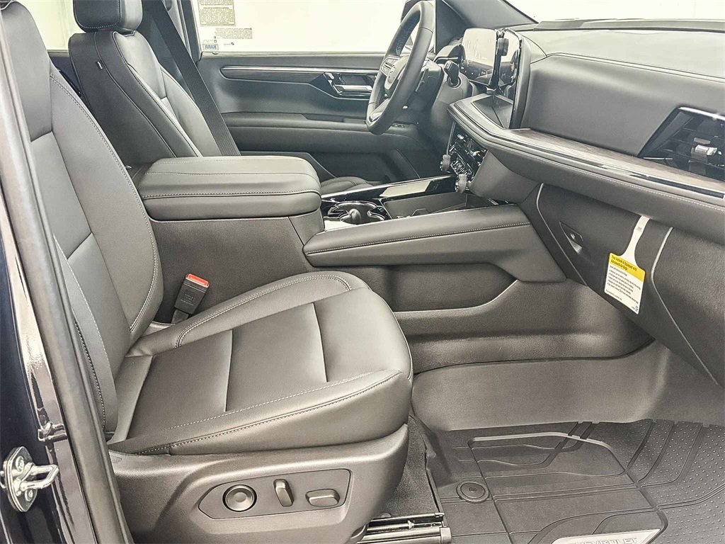 New 2026 Chevrolet Tahoe LT image 12