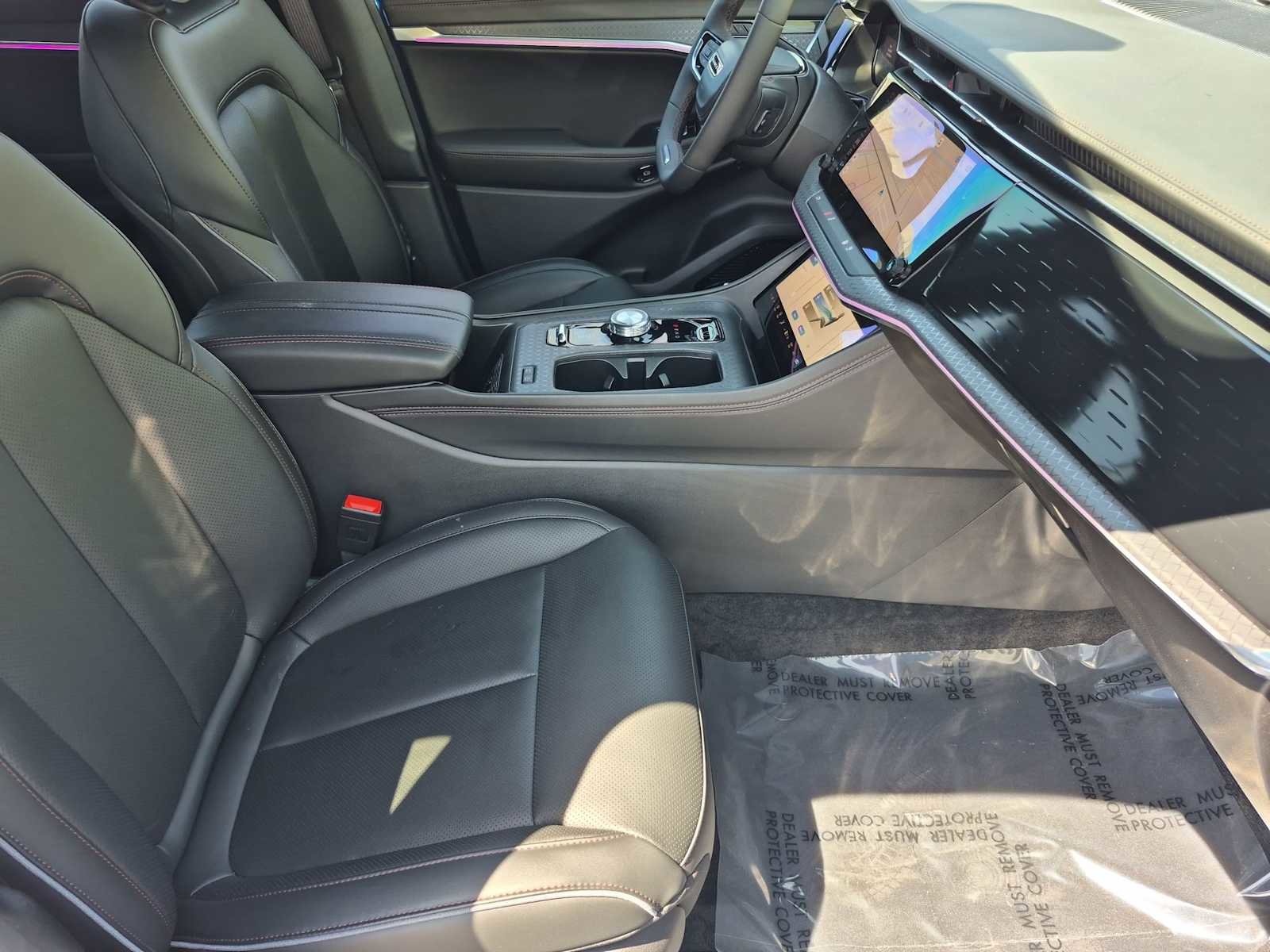 Used 2025 Jeep Wagoneer S Limited AWD/4WD image 18