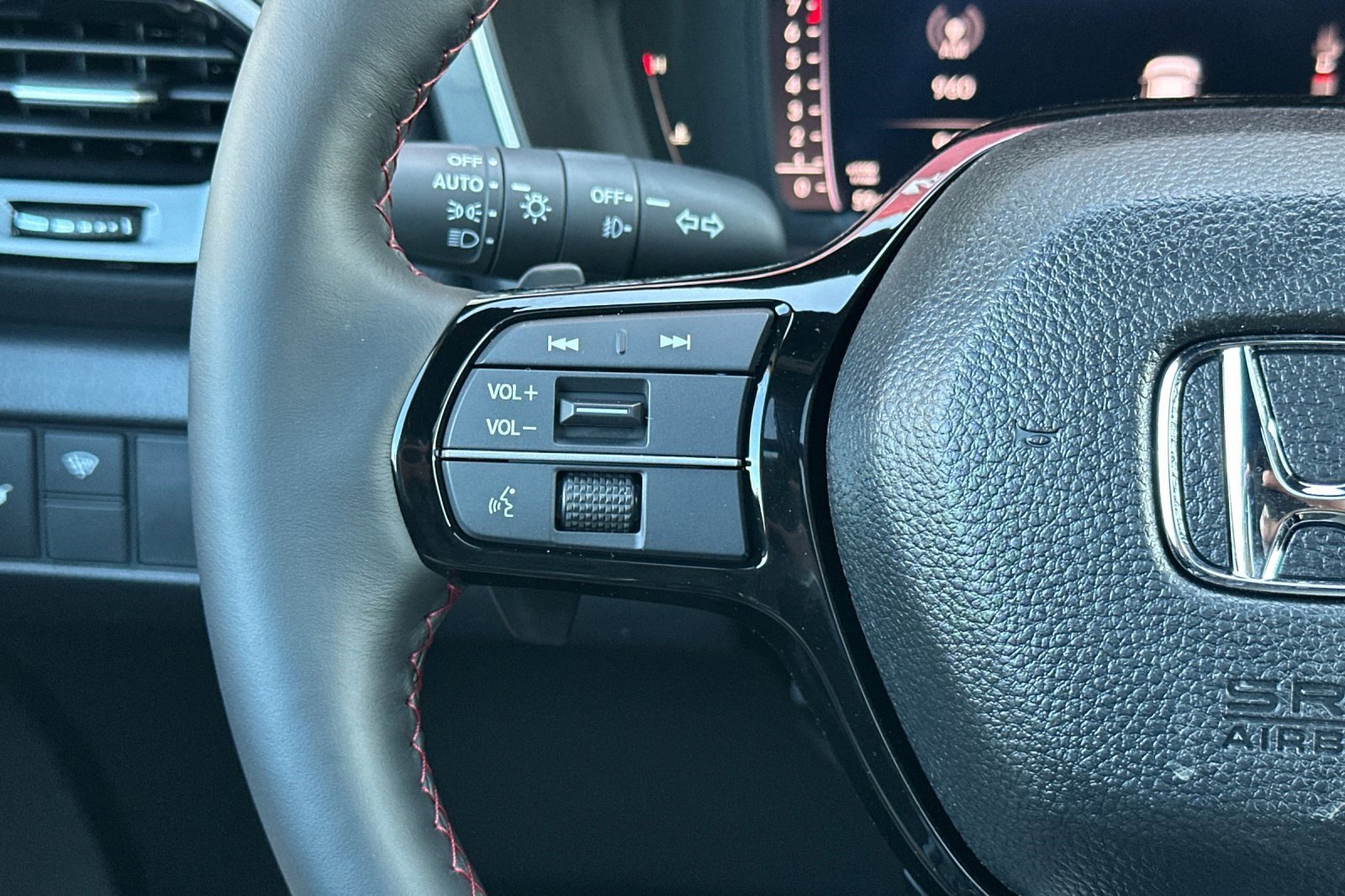 New 2026 Honda Pilot Black Edition image 17