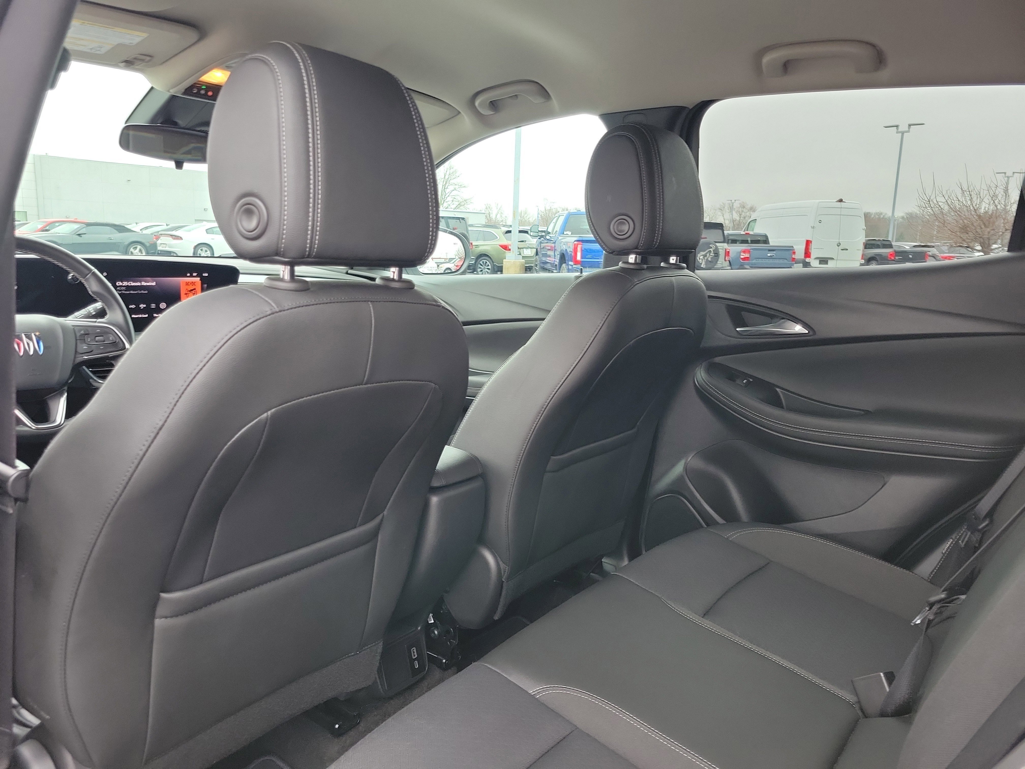 Used 2025 Buick Encore GX Preferred image 14