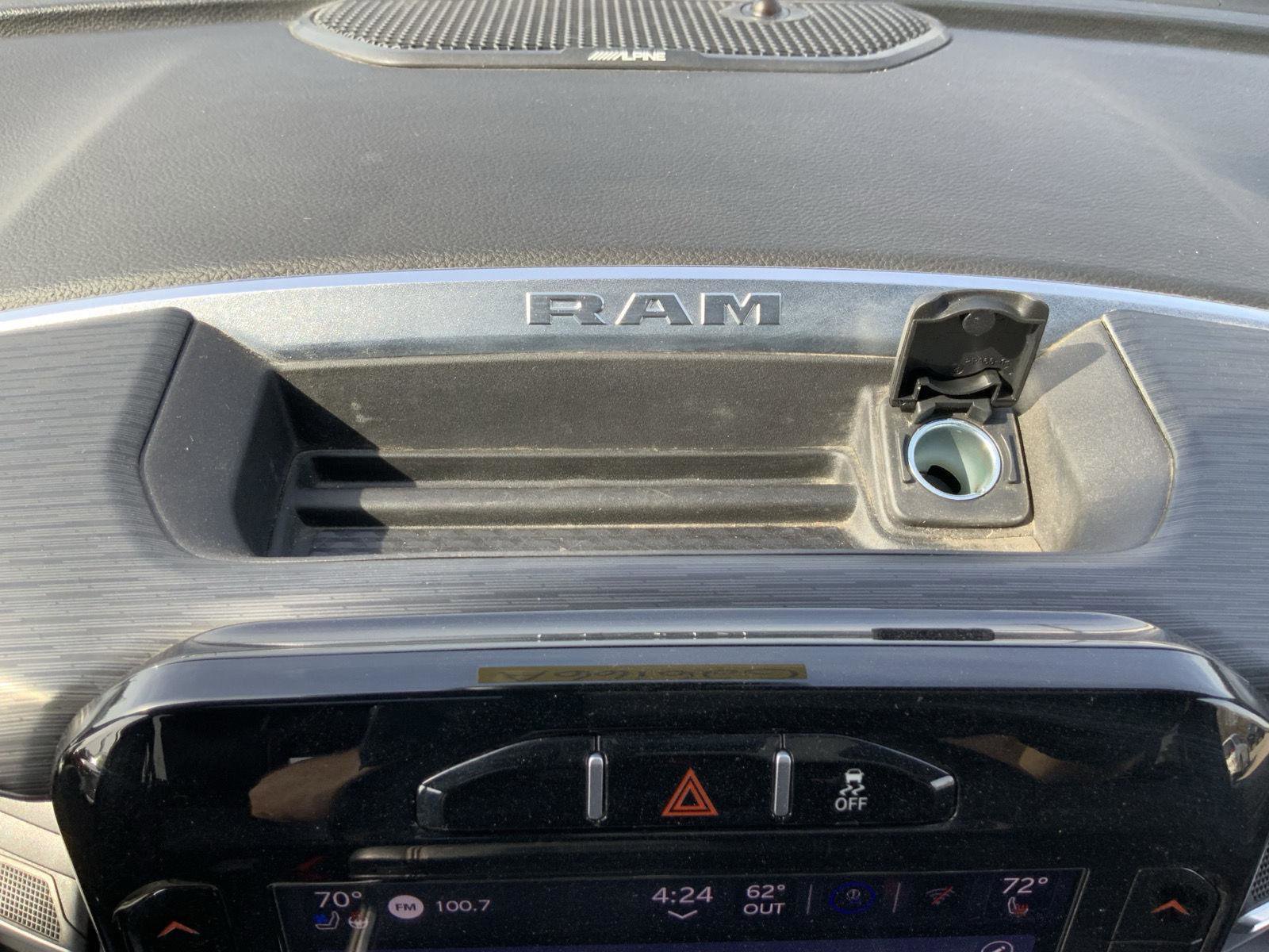 Used 2024 RAM 3500 Laramie w/ Night Edition image 34