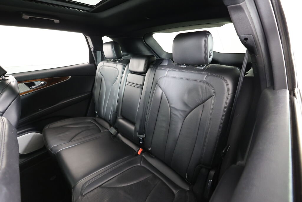 Used 2017 Lincoln MKX Reserve w/ Luxury Package image 14