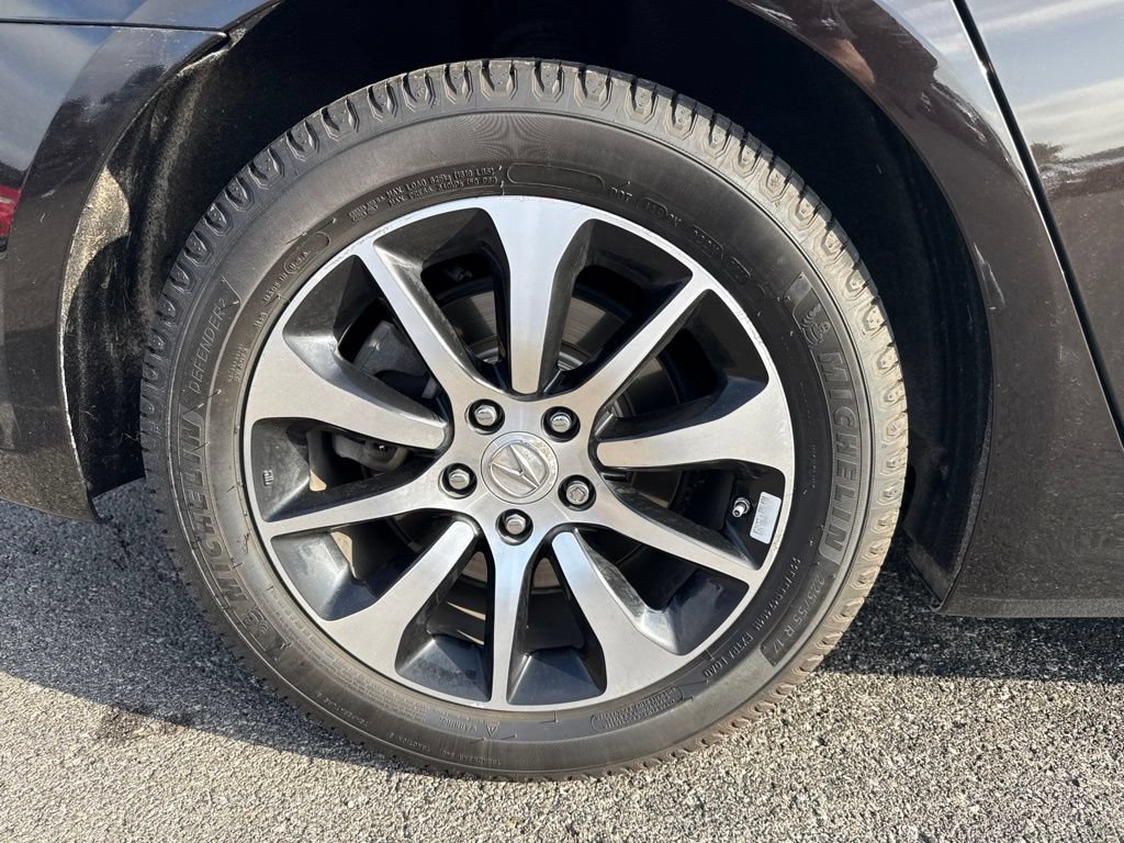Used 2017 Acura TLX w/ Technology Package FWD image 11