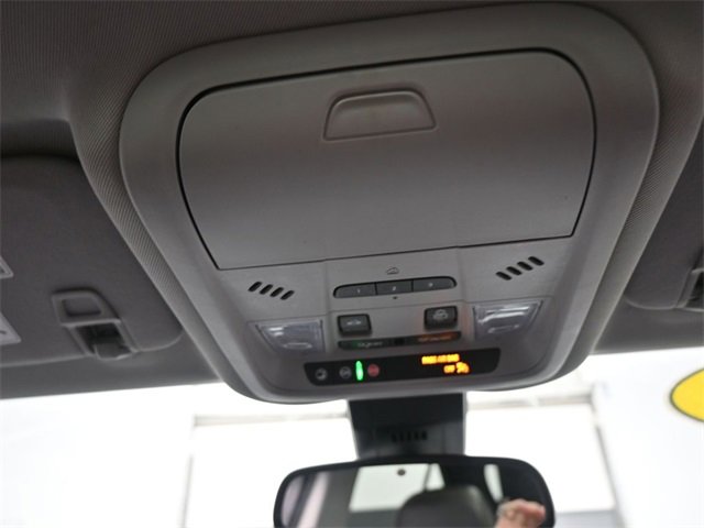 Used 2022 Chevrolet Equinox Premier image 12