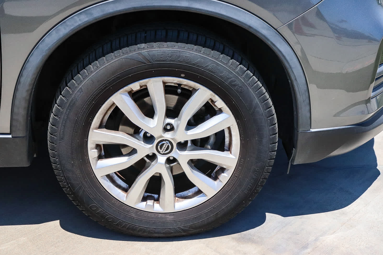 Used 2020 Nissan Rogue SV FWD image 13