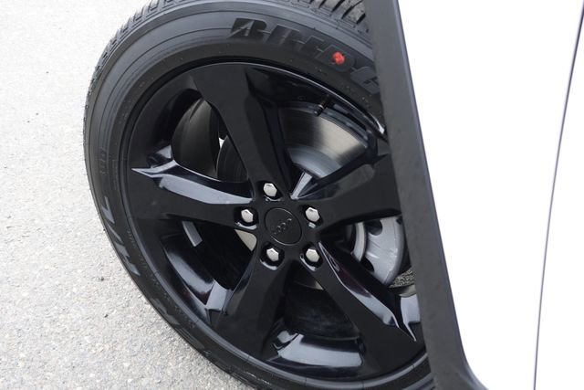 New 2025 Jeep Grand Cherokee Altitude image 10