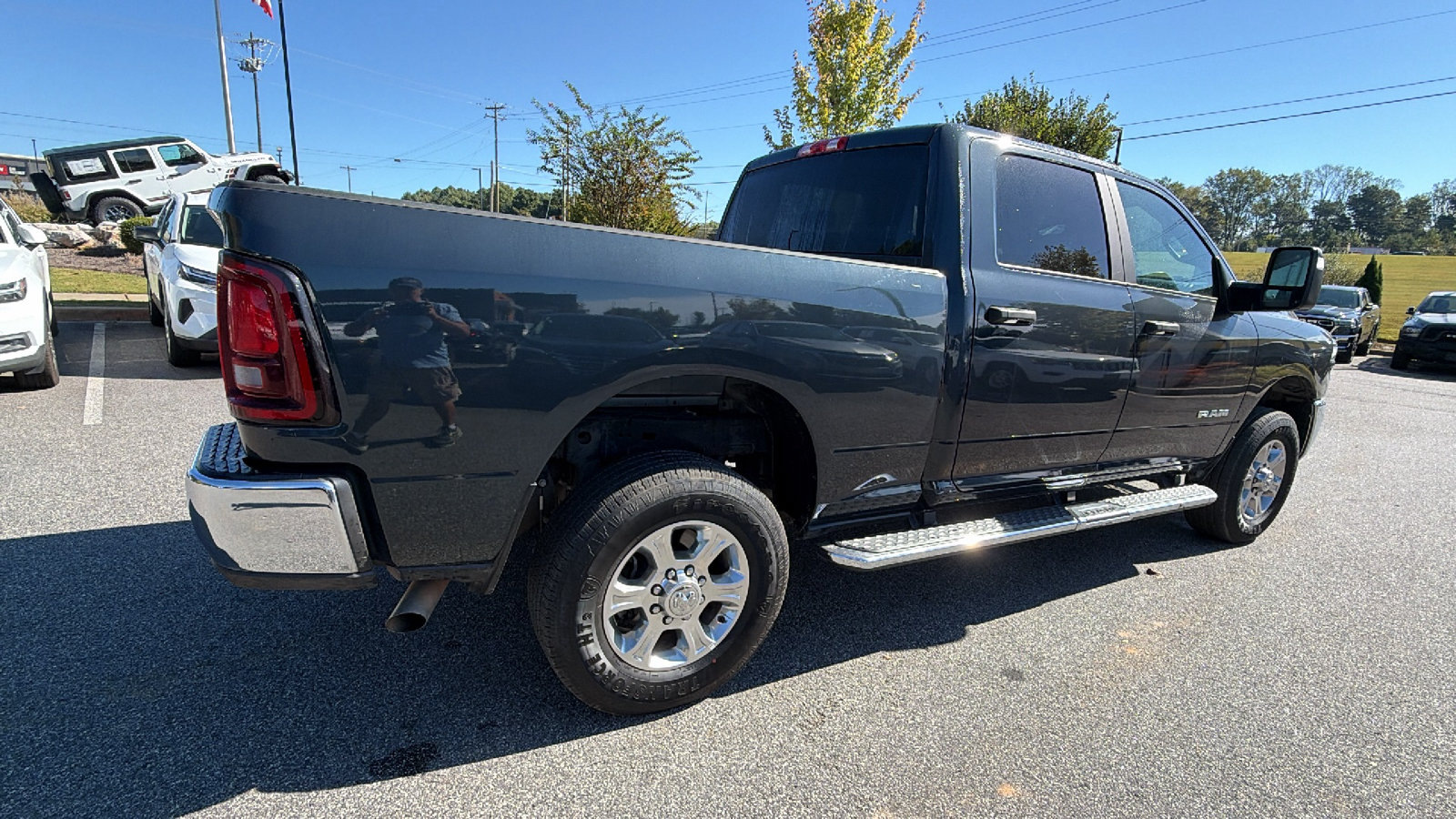 Used 2026 RAM 2500 Big Horn AWD/4WD image 8